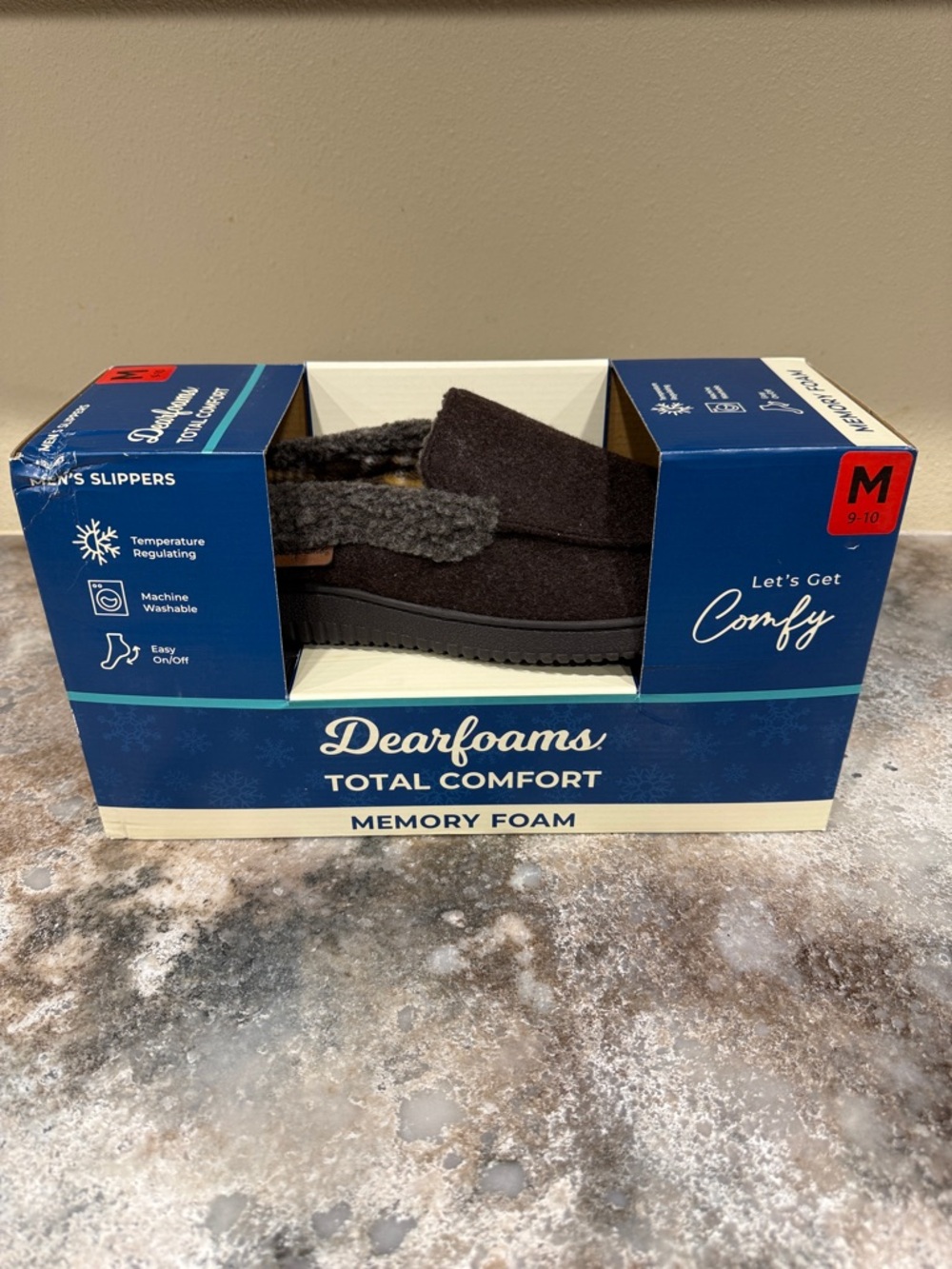 dearfoams Men's Dark Brown Slip-On Memory Foam Slipper